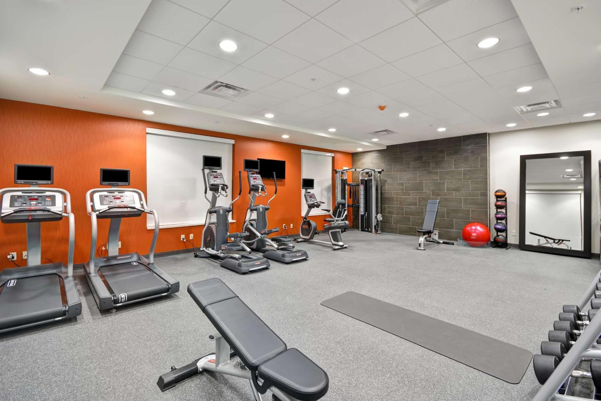 Home2 Suites By Hilton Decatur Ingalls Harbor Buitenkant foto